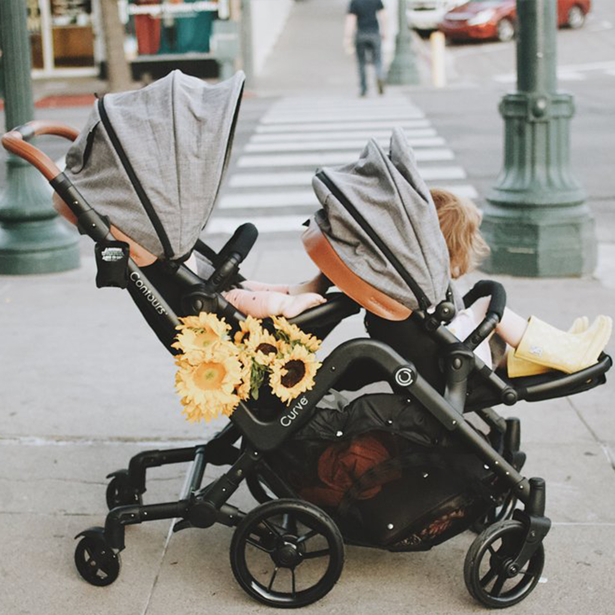 curve double stroller