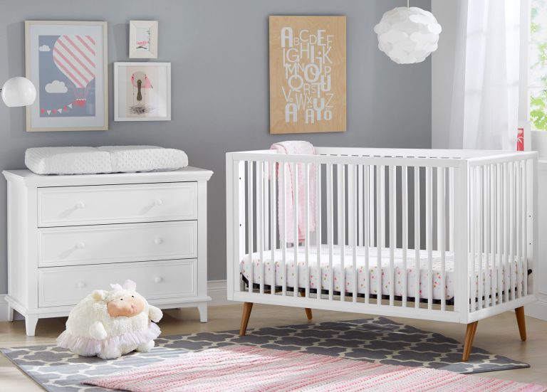 Roscoe™ 3-in-1 Convertible Crib